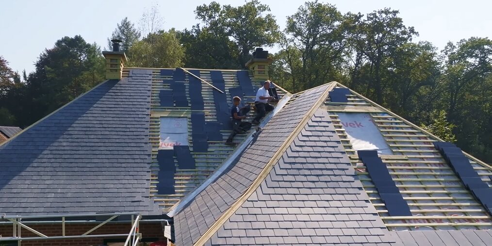 installation roof tools