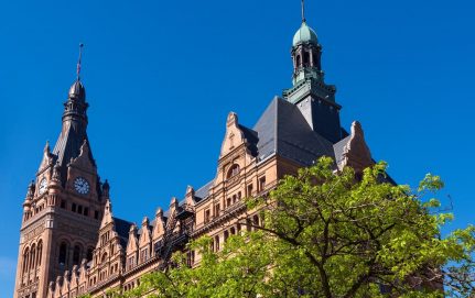 milwaukee-city hall